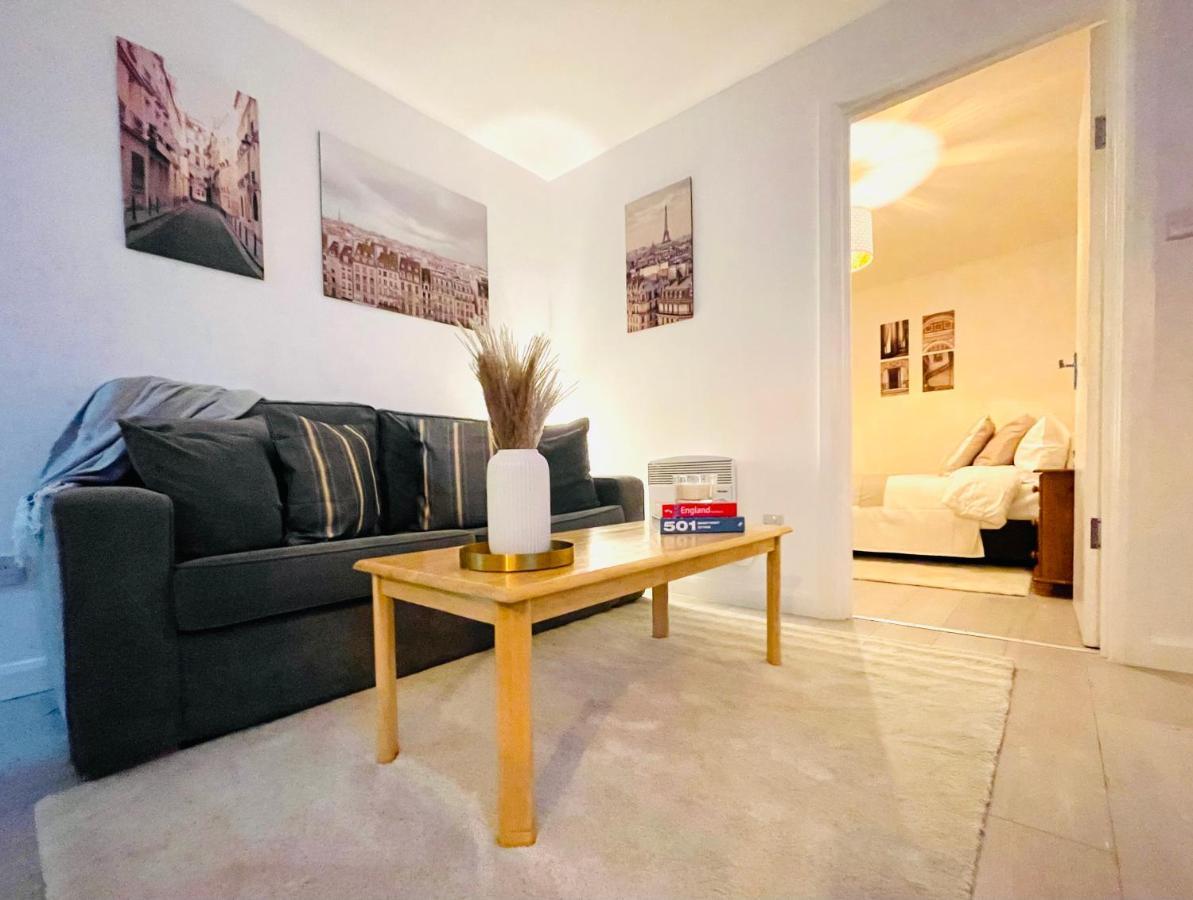 Enchanting One Bed Flat With Free Parking Hendon Eksteriør billede
